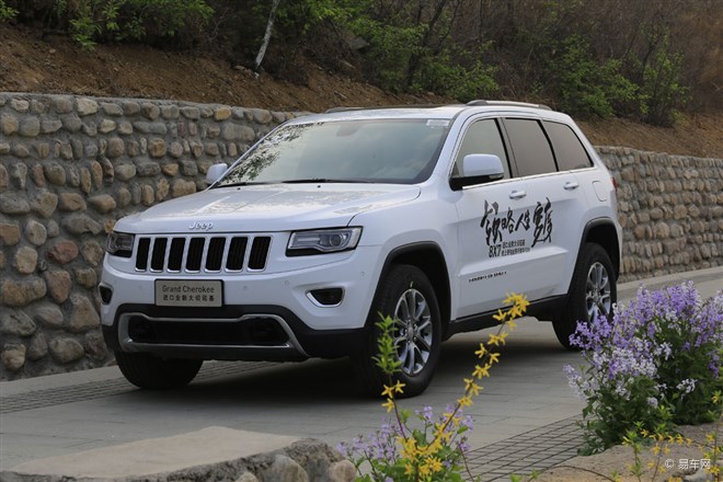 全新Jeep大切諾基3.0L 現車火爆銷售