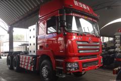 陜汽 德龍F3000重卡 330馬力 6X4 CNG牽引車(SX4255NT384TL)