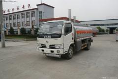 東風金霸 90馬力 輕卡(加油車)