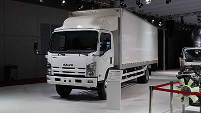 2015上海車展 五十鈴 700P 箱式貨車