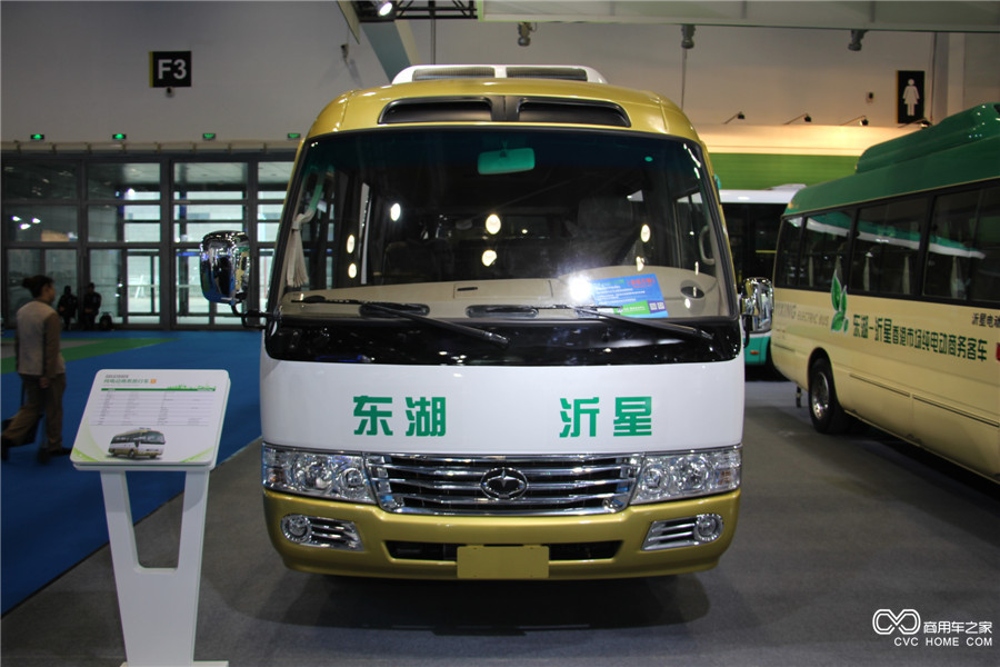 2015節能與新能源汽車成果展東湖沂星商務旅行車