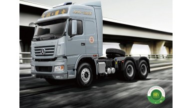 大運N9H 遠航版6*4大馬力牽引車