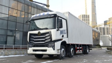 豪沃MAX 6X2載貨車